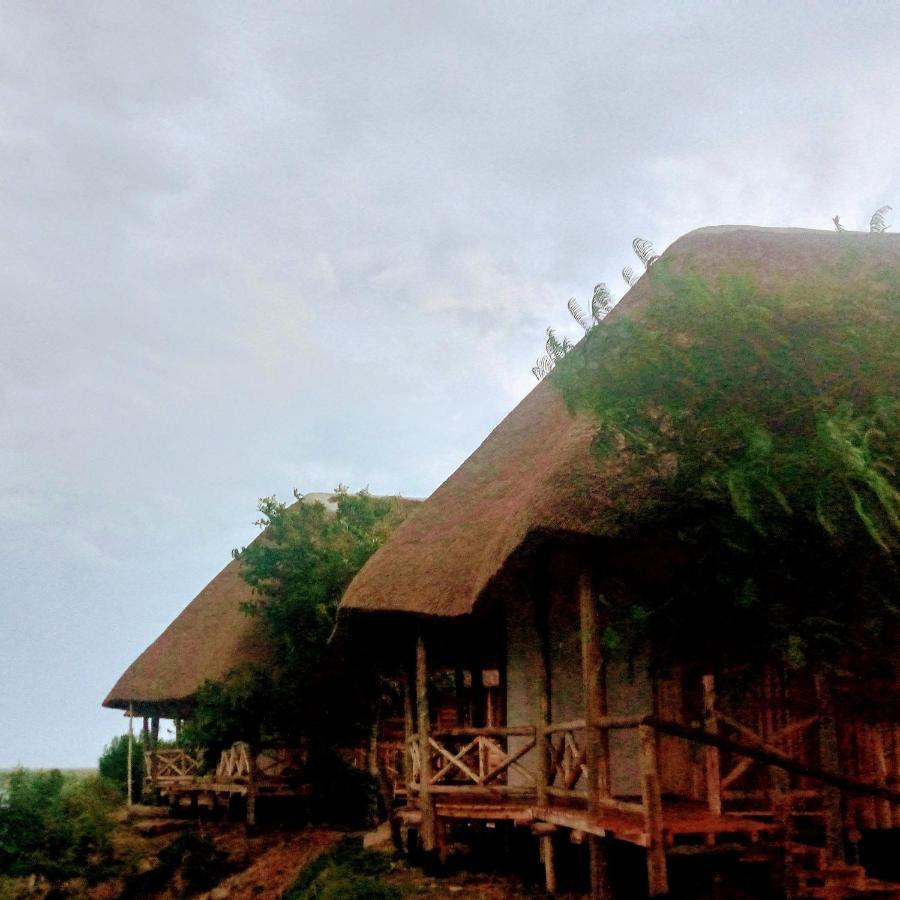 Tembo Safari Lodge Katunguru Exterior foto