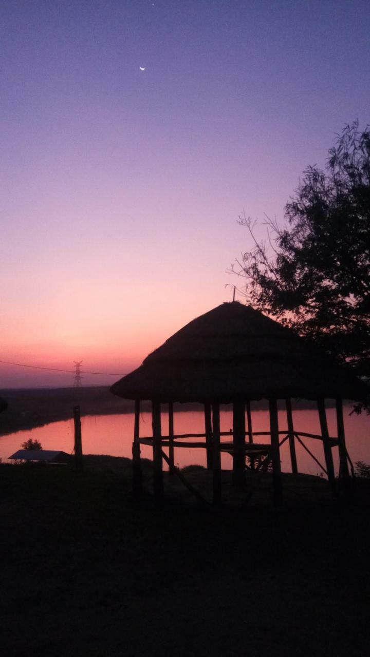 Tembo Safari Lodge Katunguru Exterior foto
